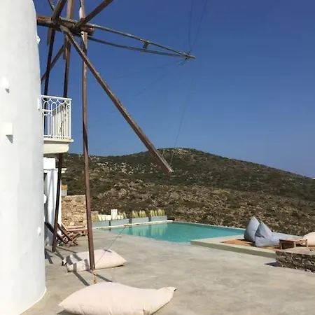 Windmill House With Private Pool And Breathtaking Views 펜션 안디파로스
