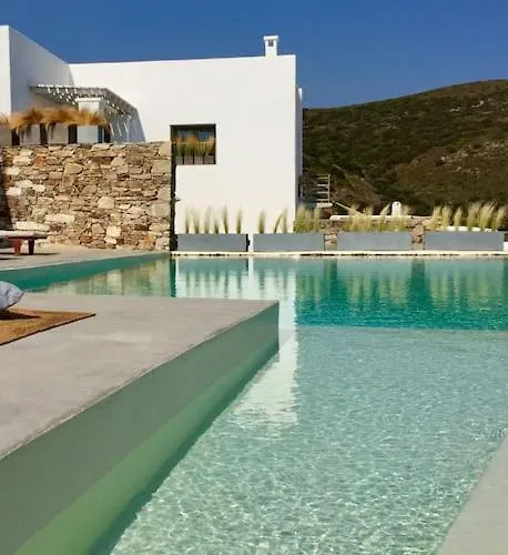 Windmill House With Private Pool And Breathtaking Views Semesterbostad
